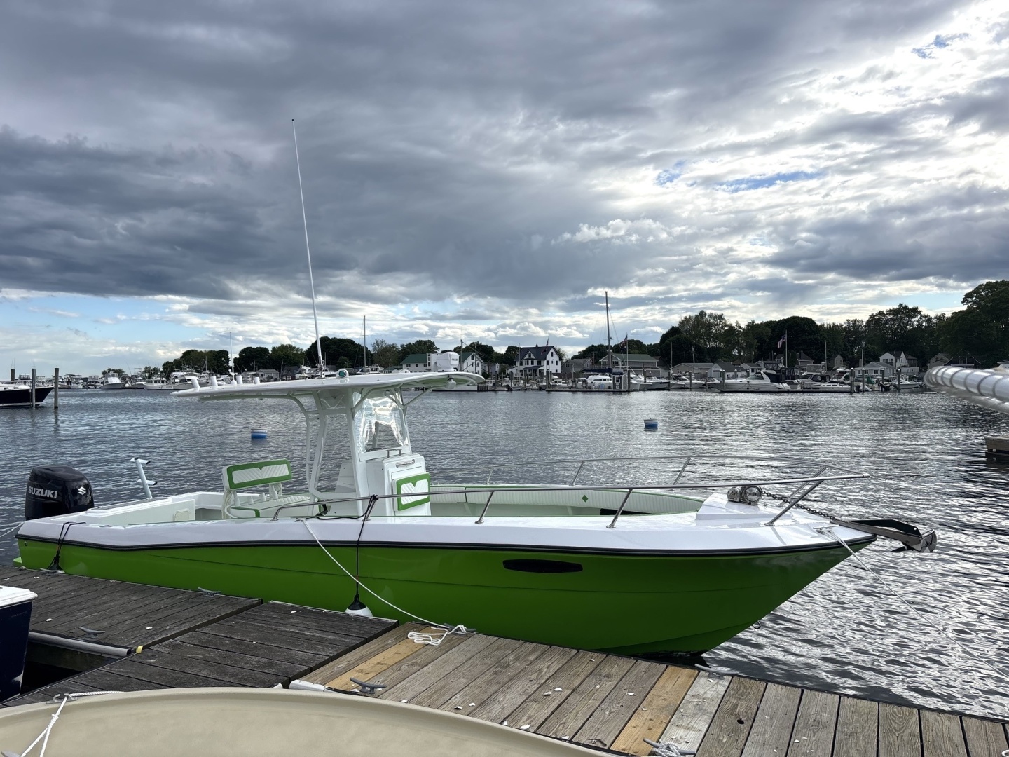 27ft Larson Yacht For Sale