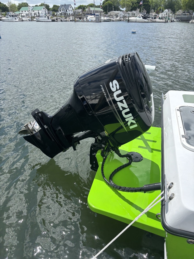 27ft Larson Yacht For Sale