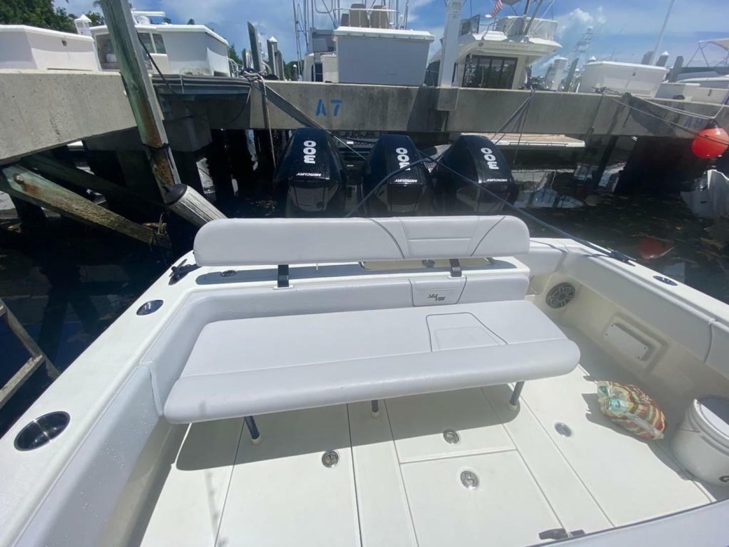 34ft SeaVee Yacht For Sale