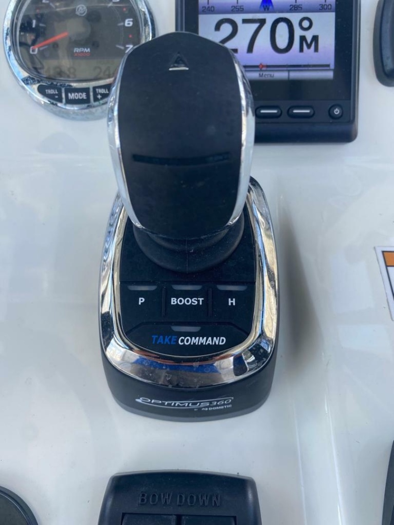 34ft SeaVee Yacht For Sale