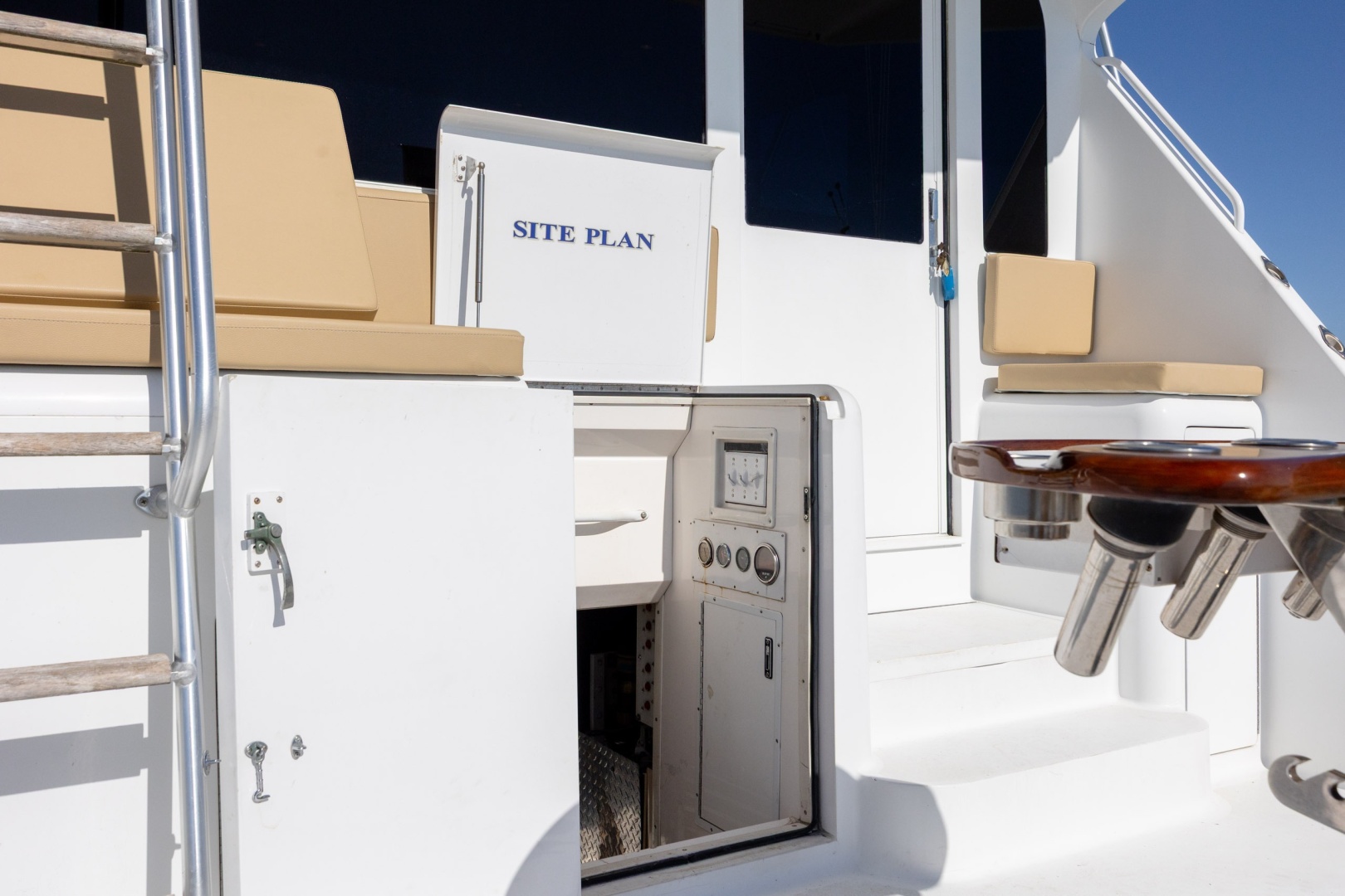 Site Plan 55ft Viking Yacht For Sale