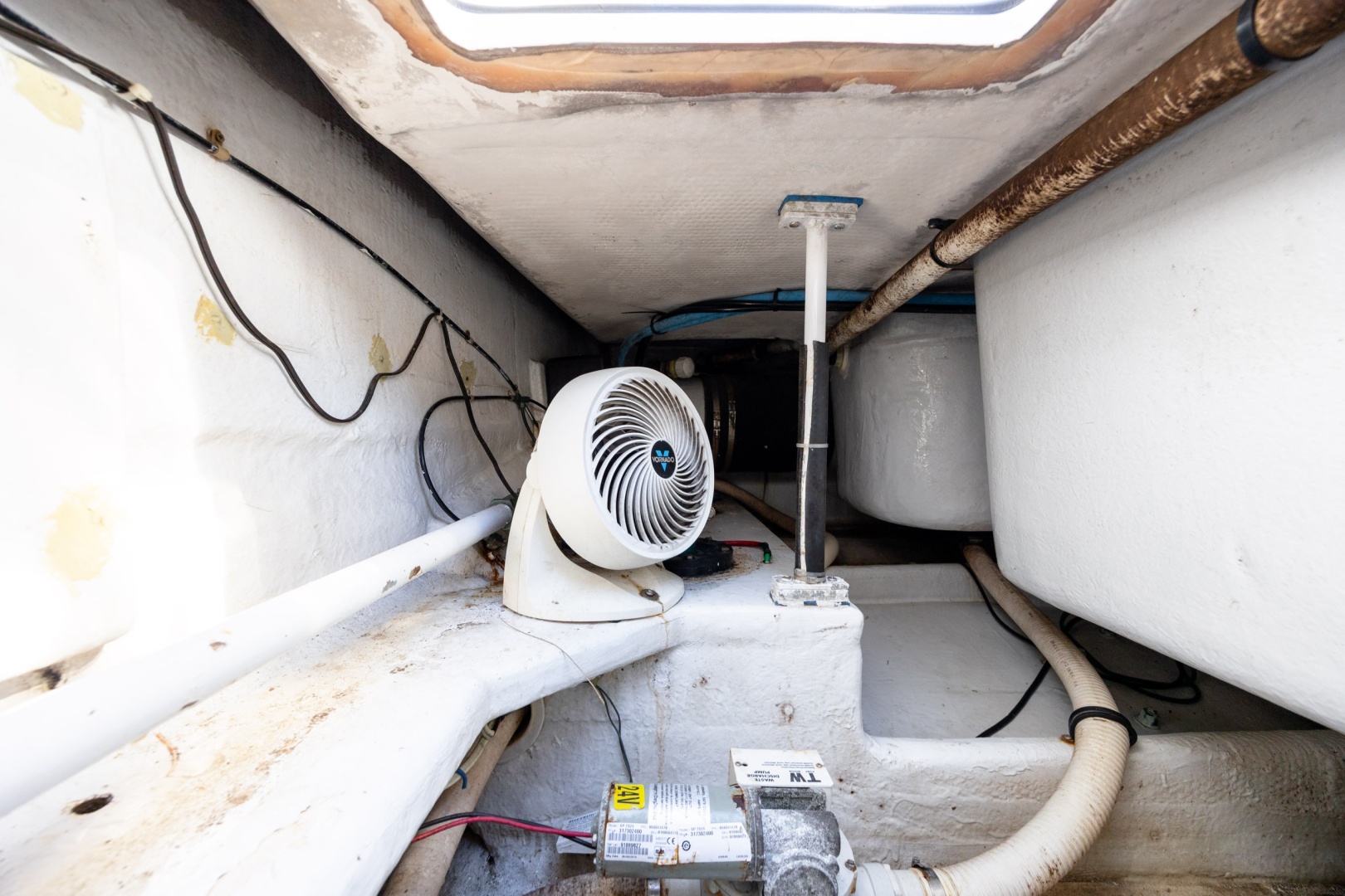 Site Plan 55ft Viking Yacht For Sale