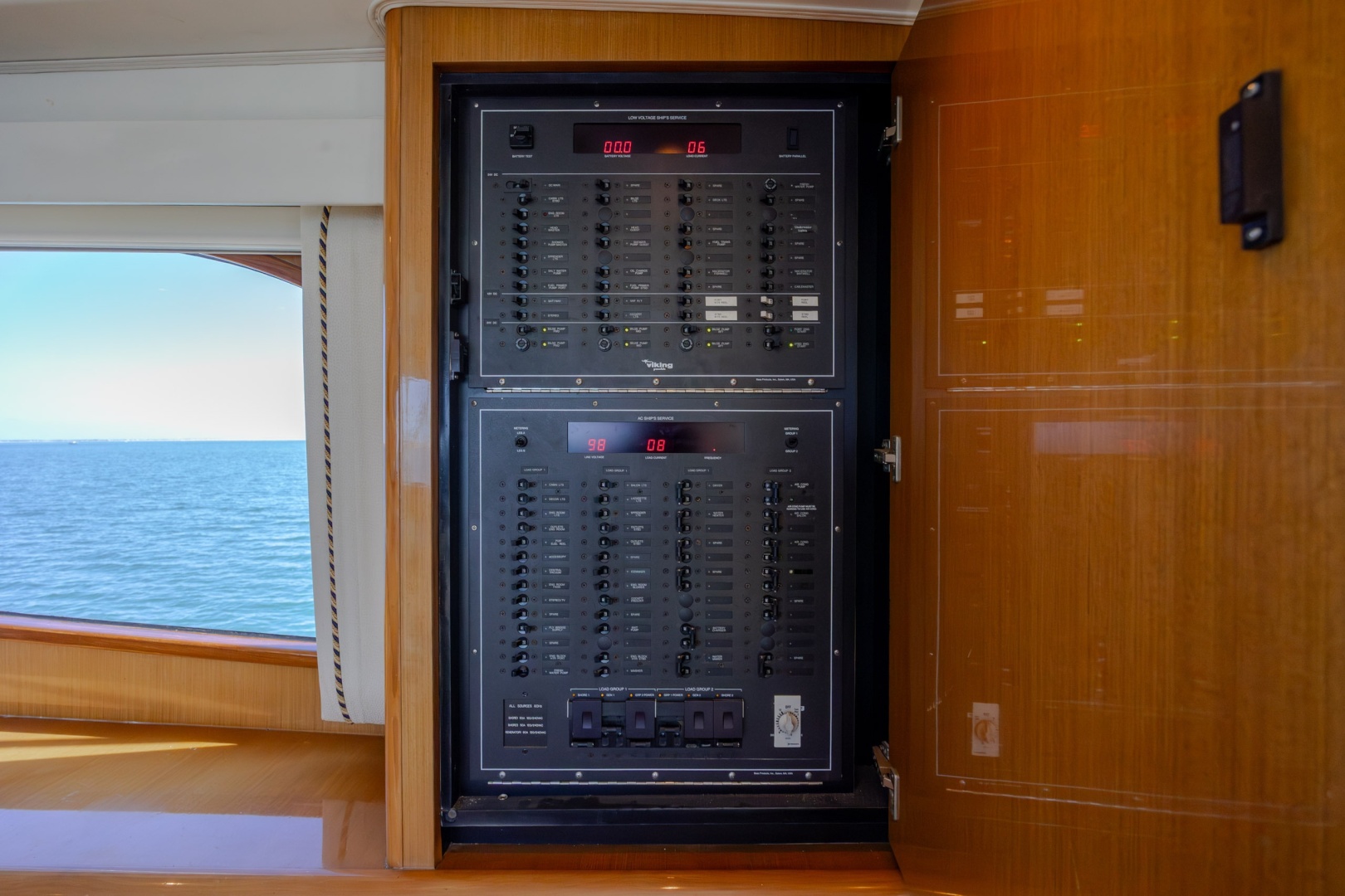 Site Plan 55ft Viking Yacht For Sale