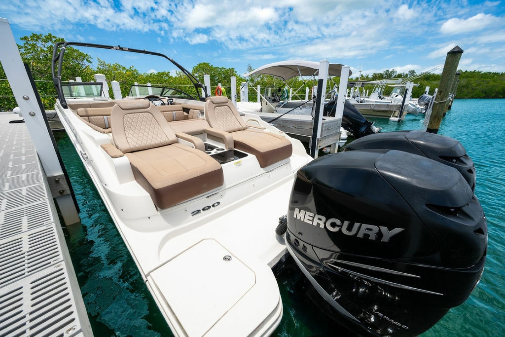2016 Sea Ray SDX