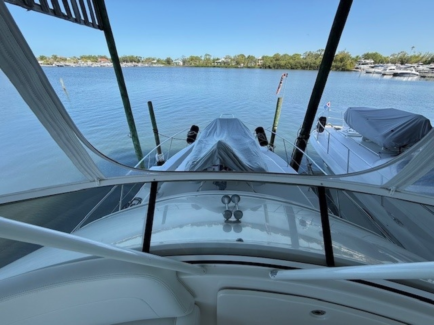 2001 Silverton 42 Convertible