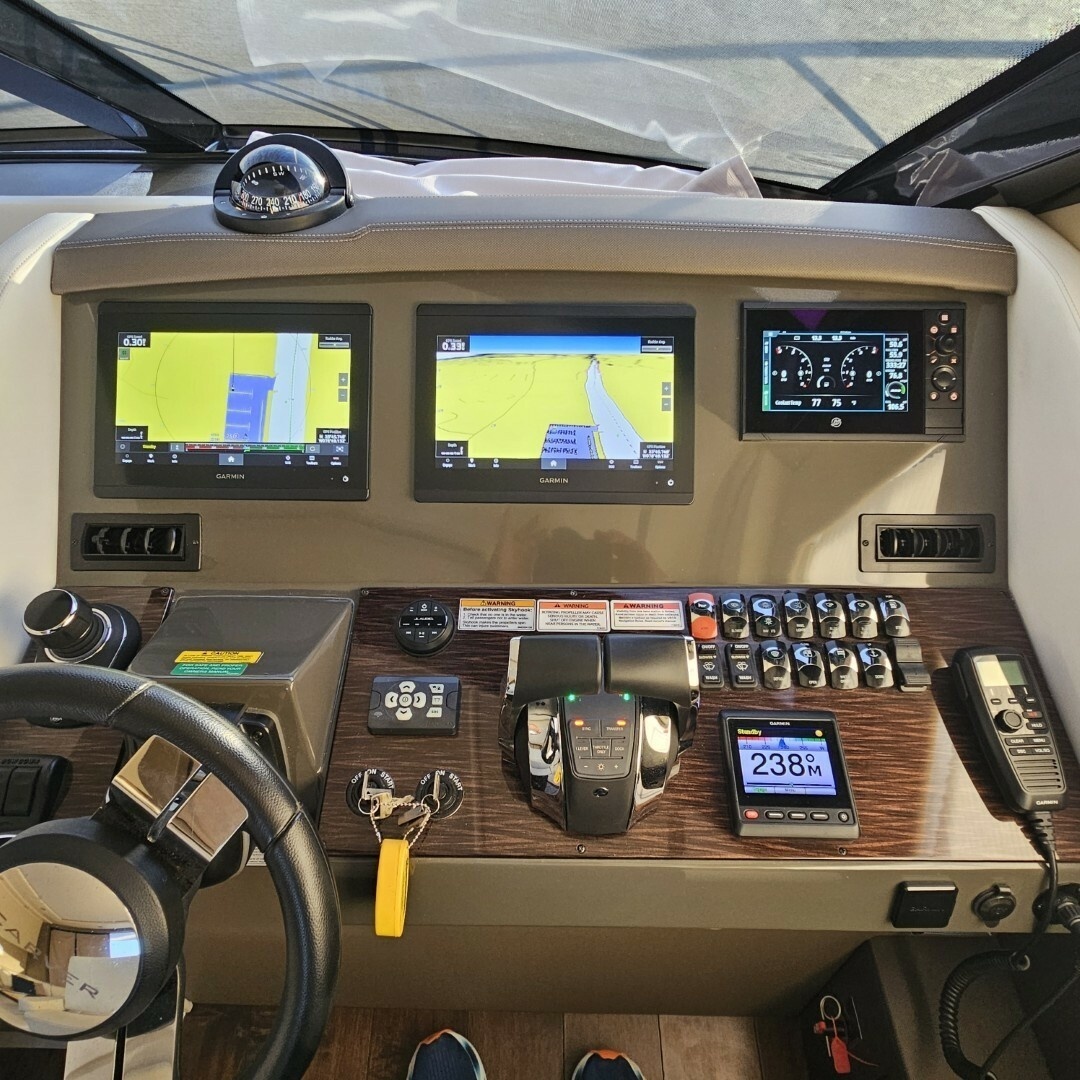 2020 Carver C37  Coupe