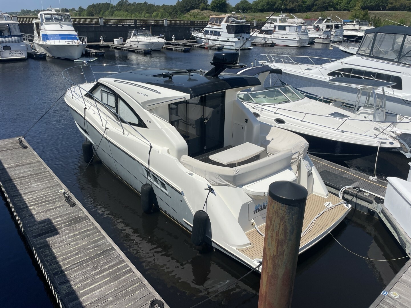 2020 Carver C37  Coupe