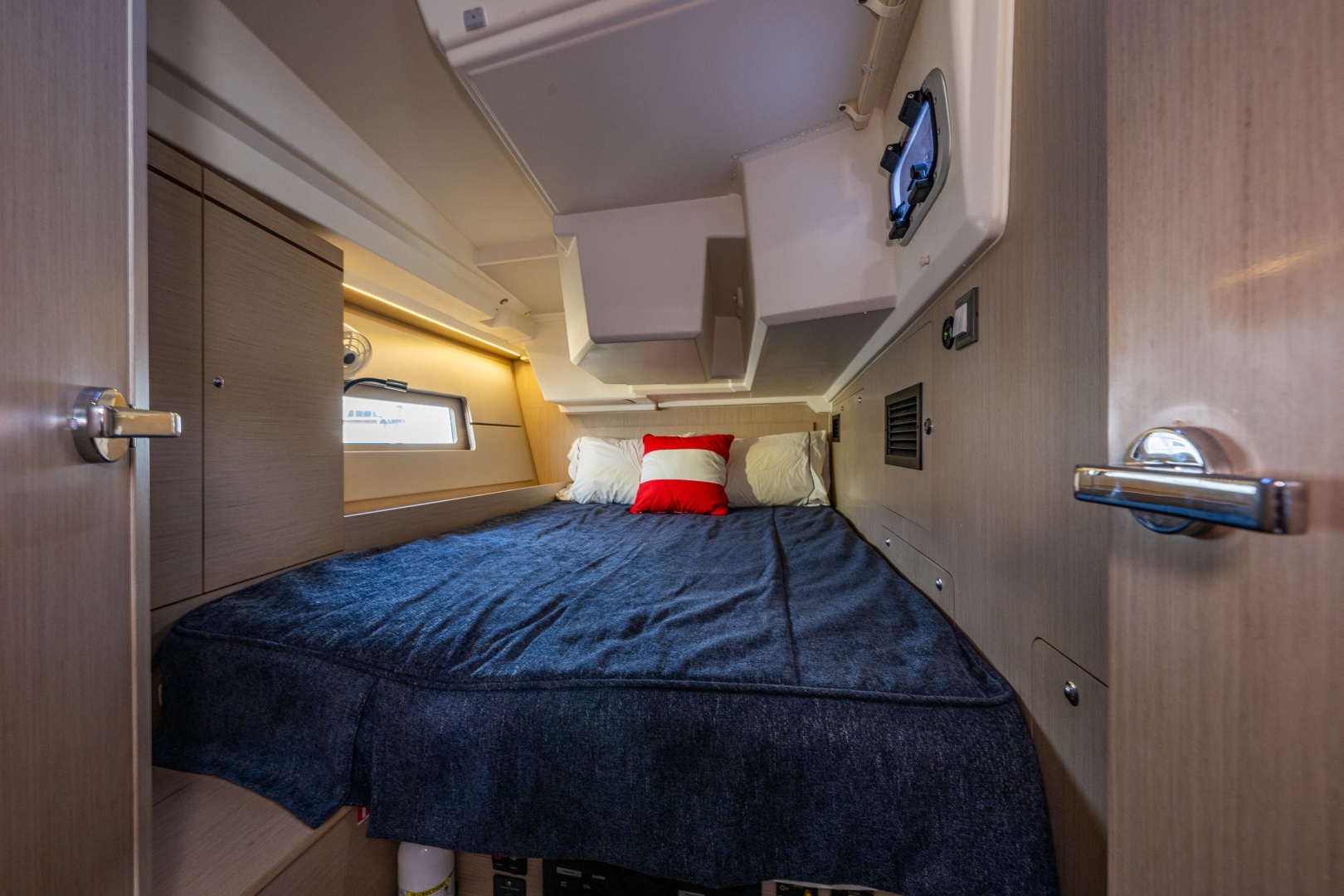 Cypress and Star II 46ft Beneteau Yacht For Sale