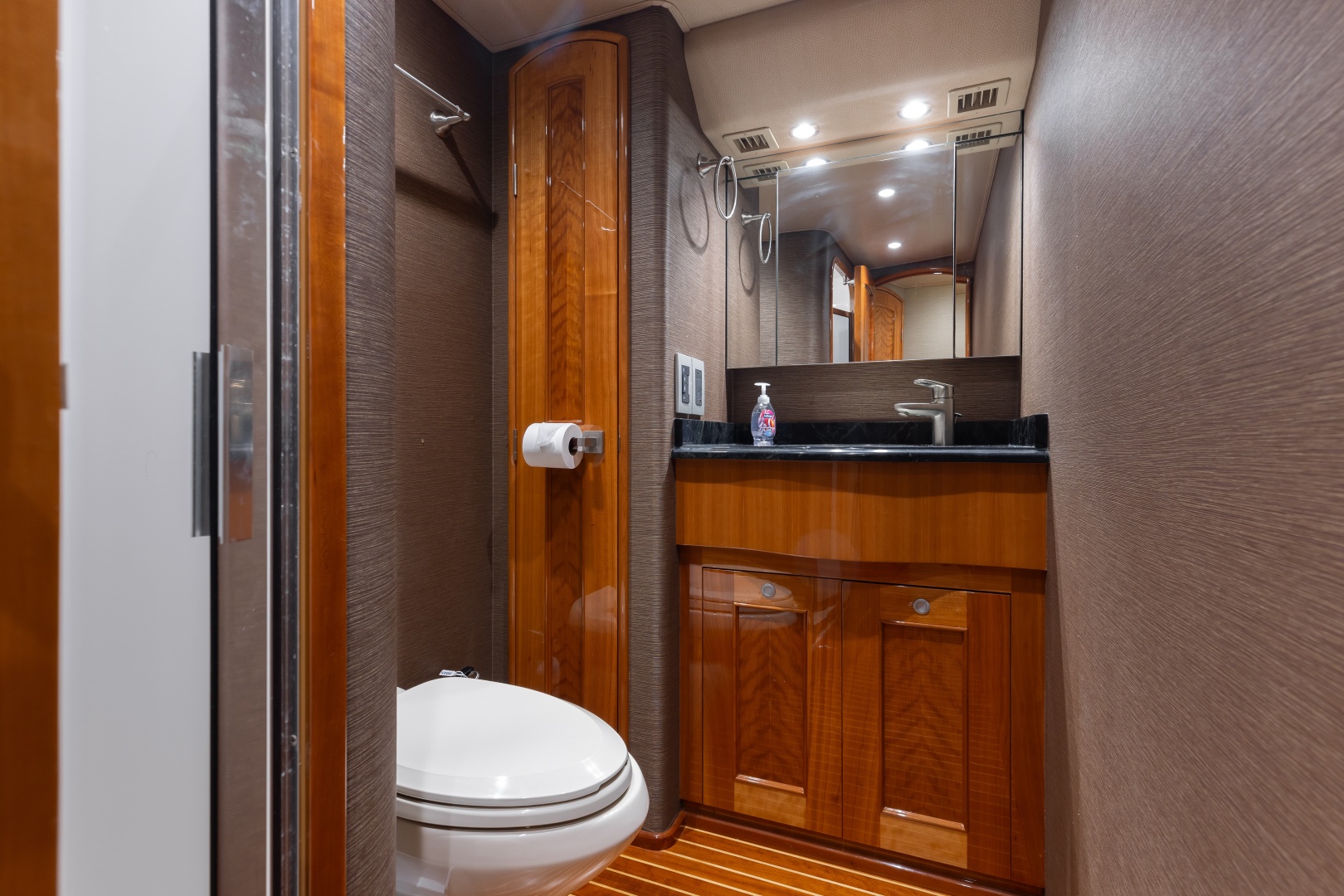 2016 Viking Skybridge