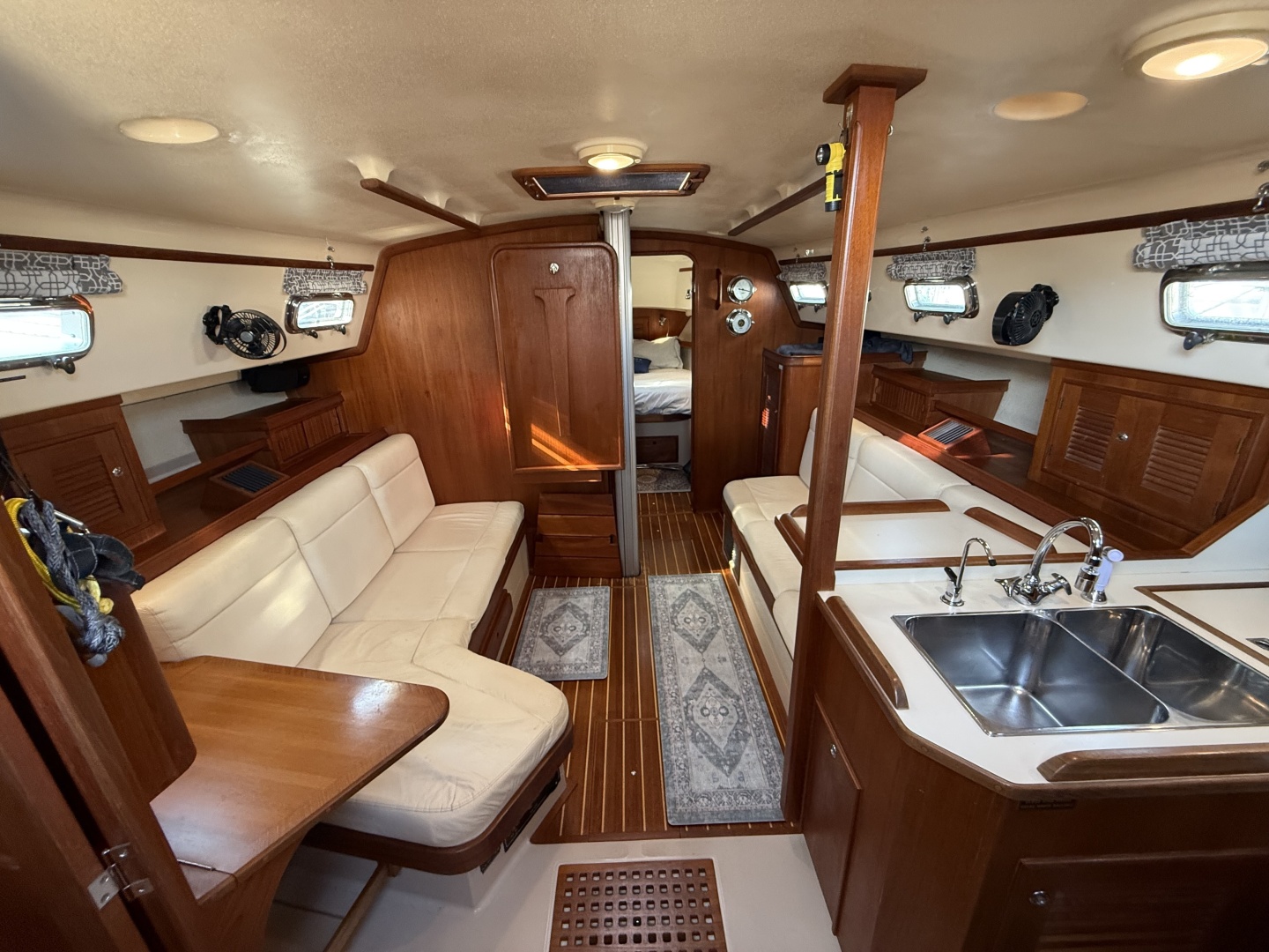 2003 Island Packet 380