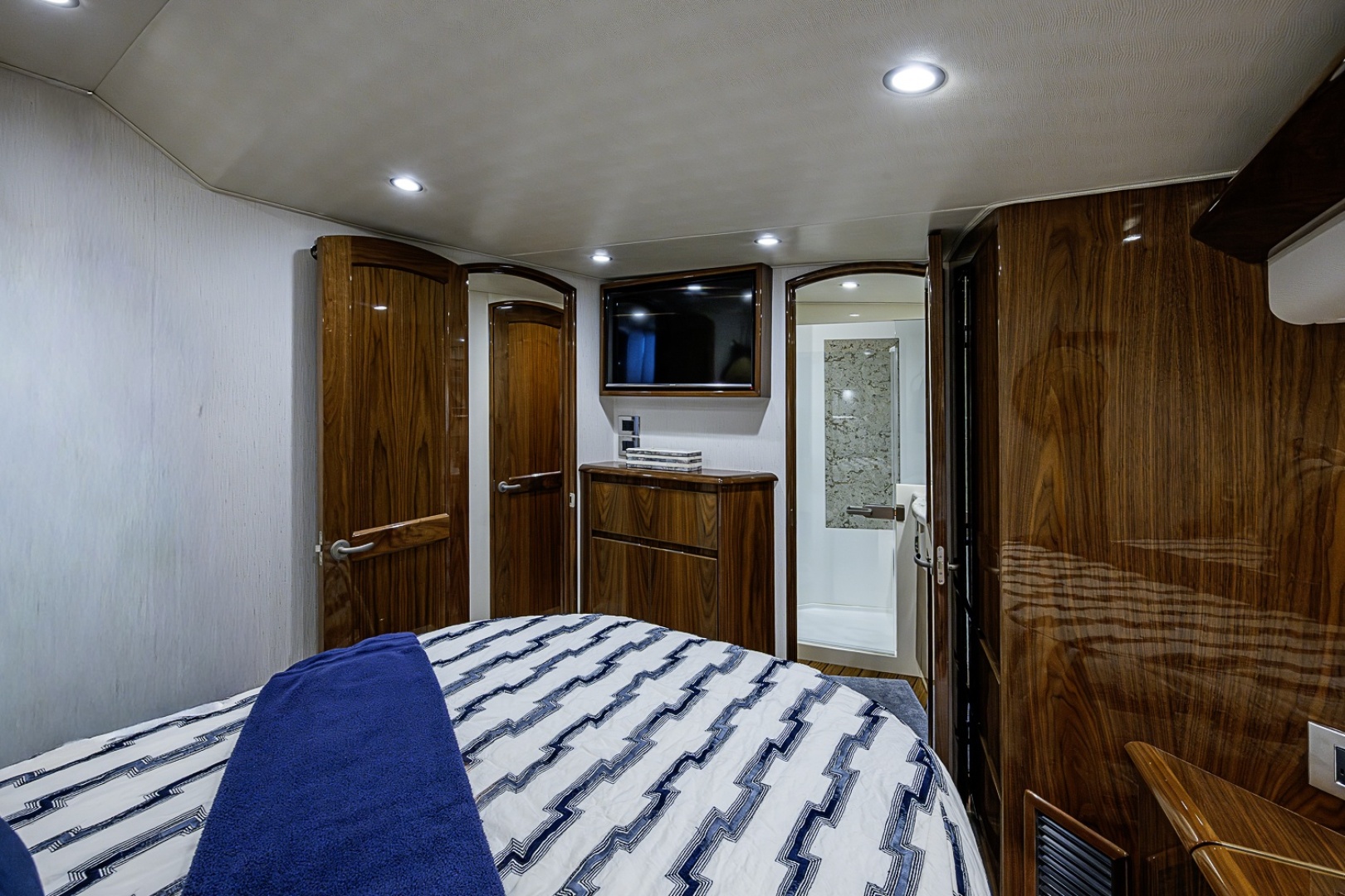 Goin  Coastal 52ft Viking Yacht For Sale