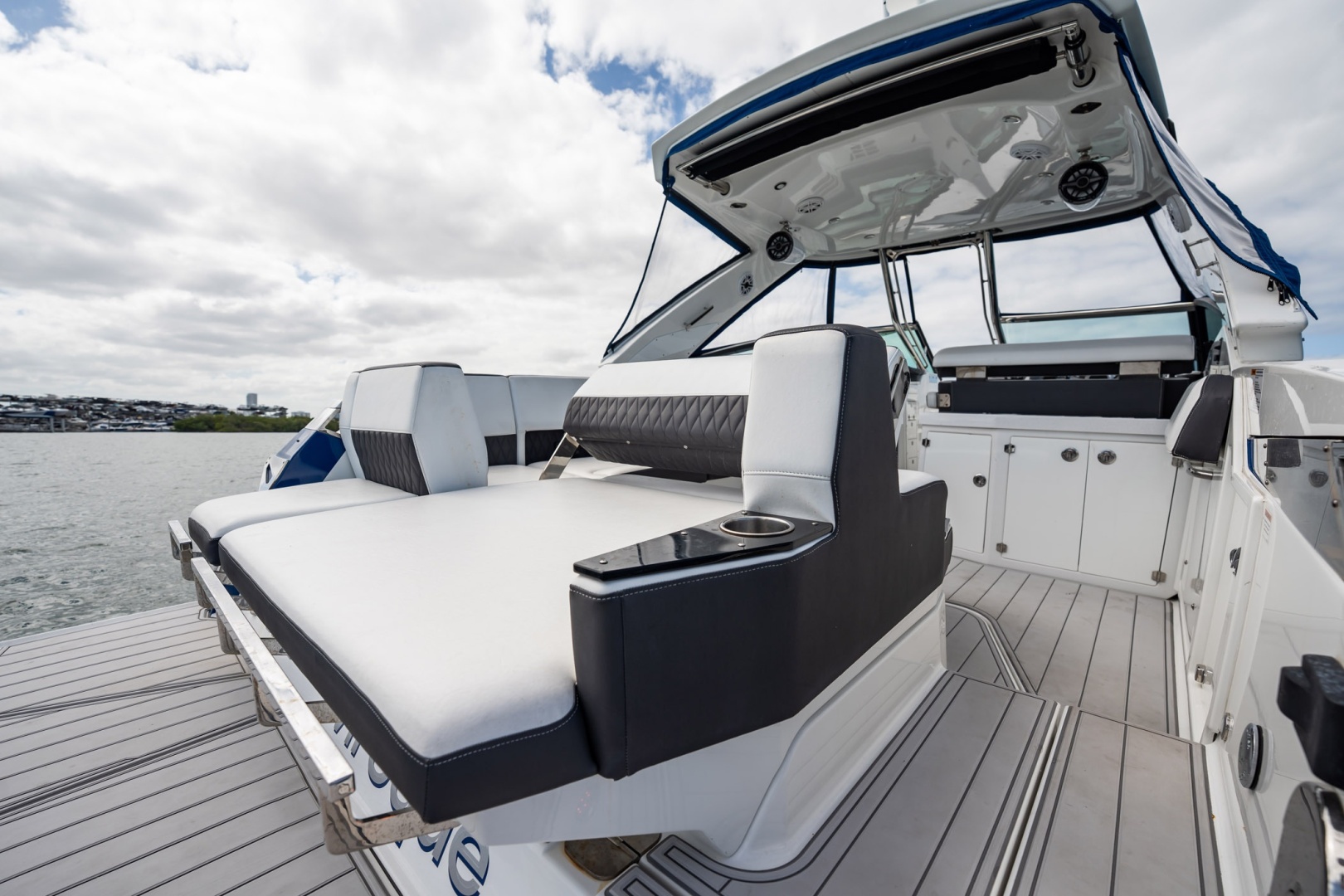 2021 Monterey 378SE Super Express