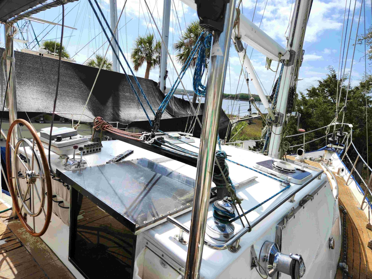 Margaritaville 39ft Bruce Roberts Yacht For Sale