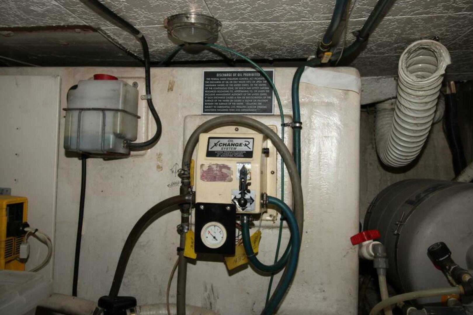 2000 Ricker 42 Classic