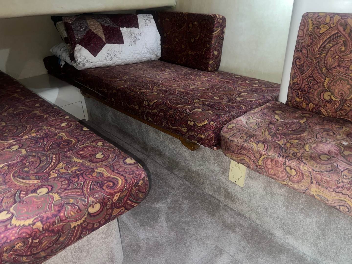 40ft Sea Ray Yacht For Sale