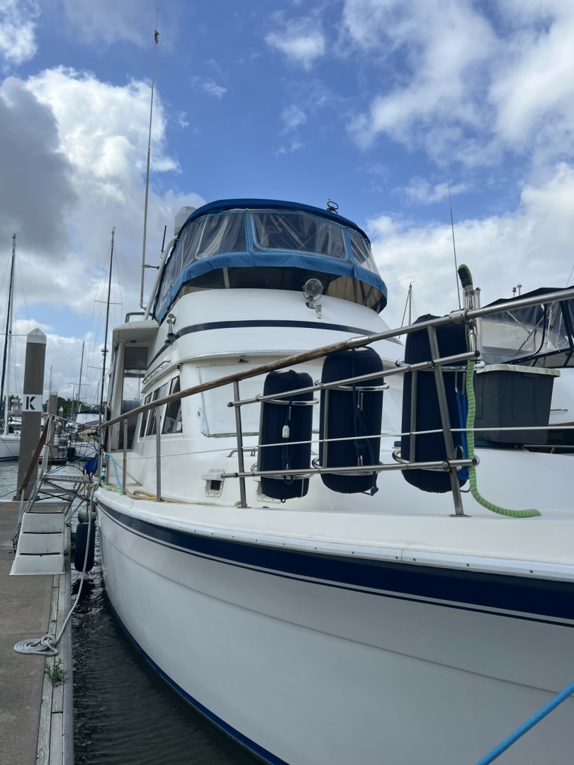 1982 Gulfstar 48 Aft Cabin