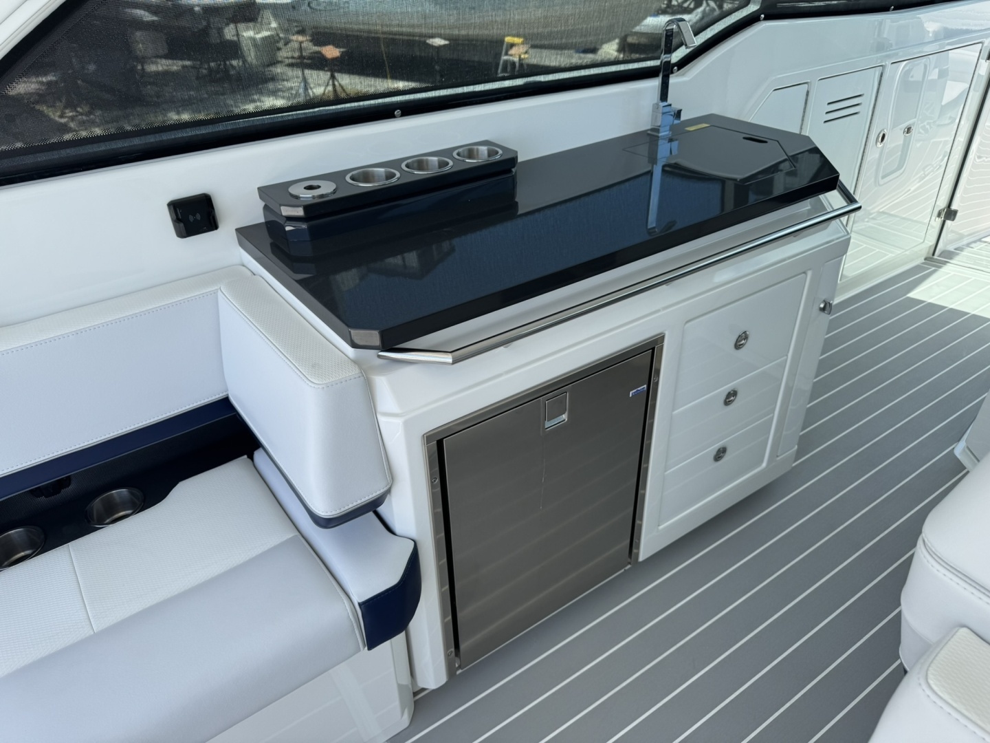 Formula  Yacht For Sale