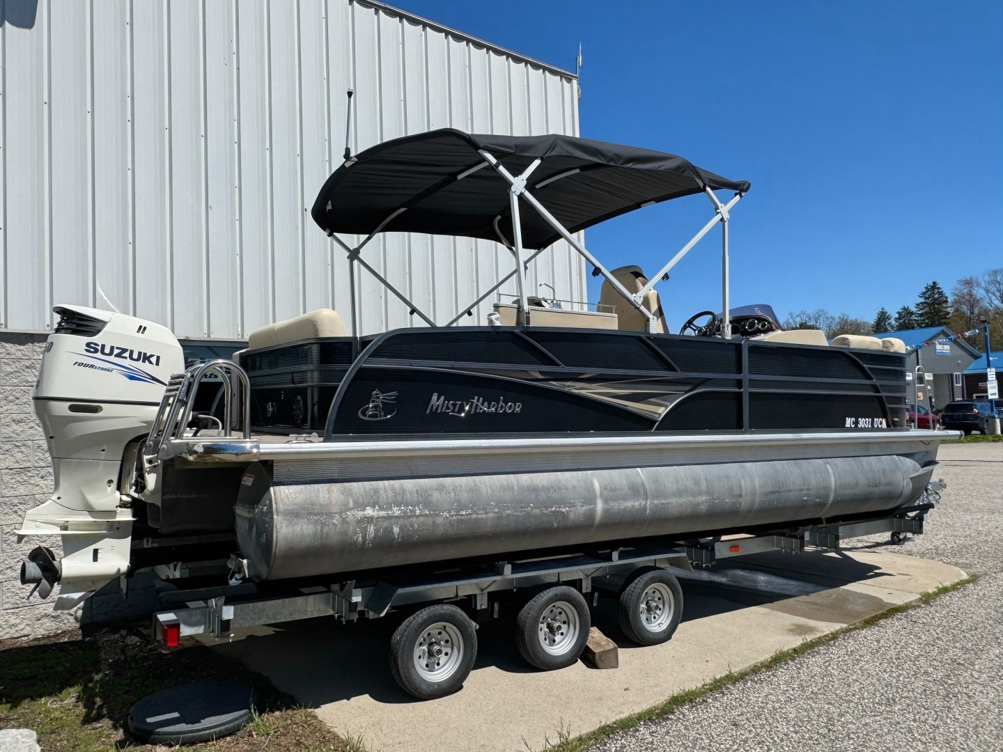 24ft Misty Harbor Yacht For Sale