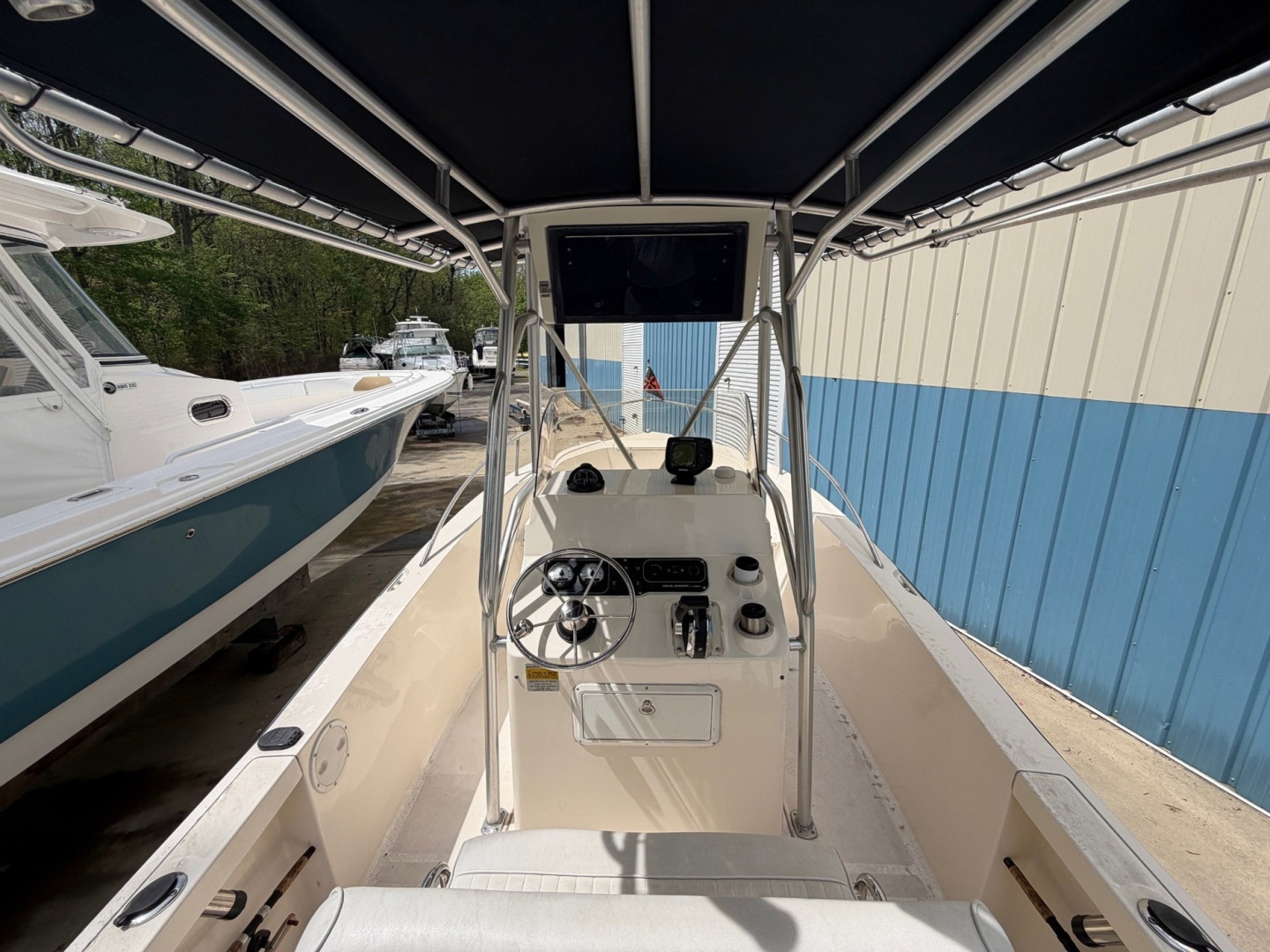 20ft Sea Hunt Yacht For Sale