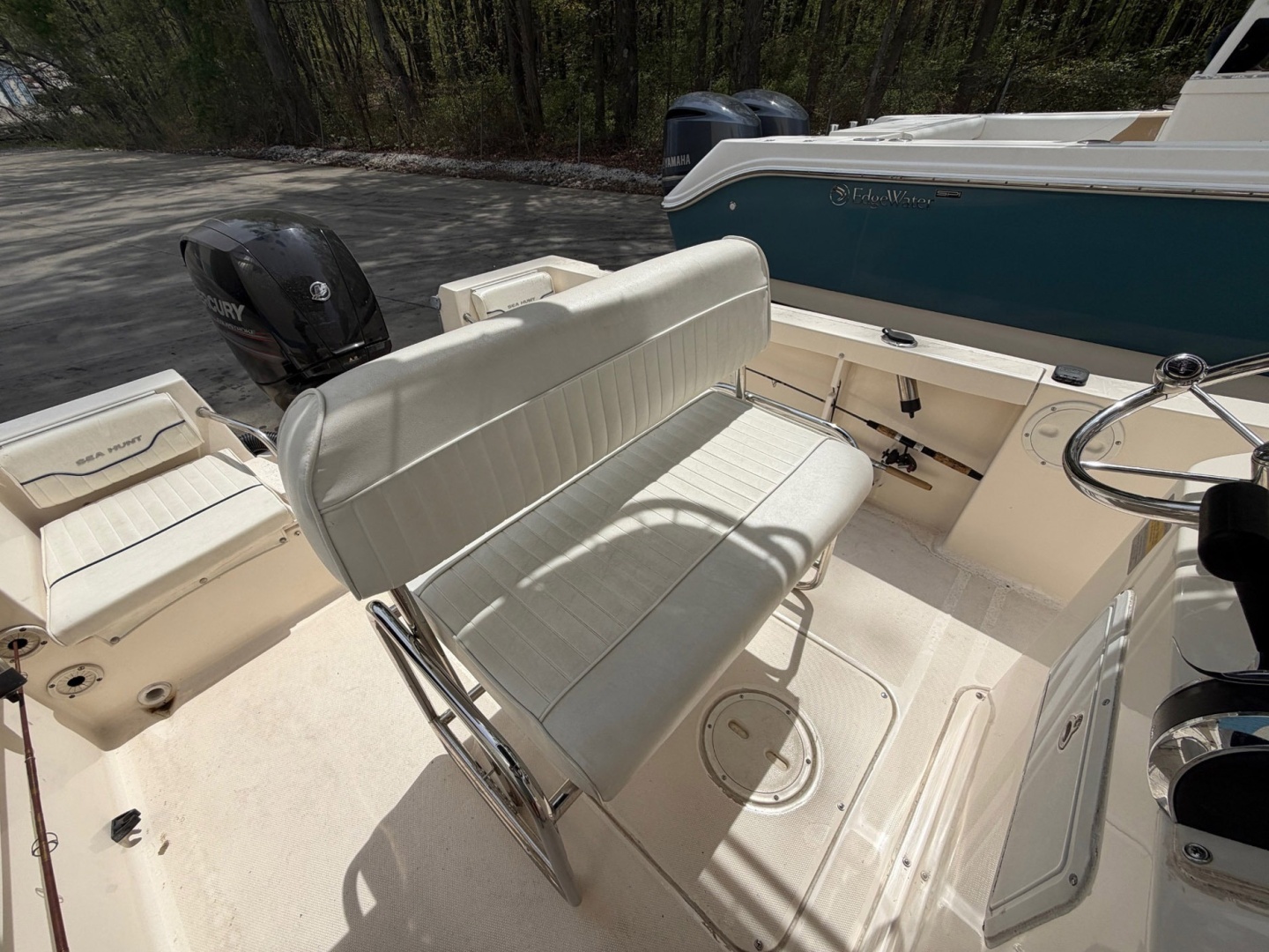 20ft Sea Hunt Yacht For Sale