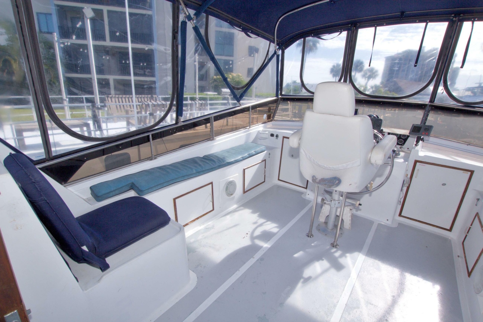Consaltant 42ft Present Yachts Yacht For Sale