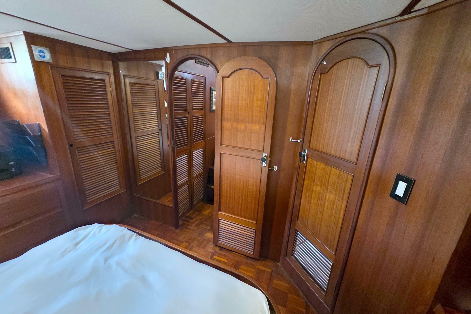 Consaltant 42ft Present Yachts Yacht For Sale