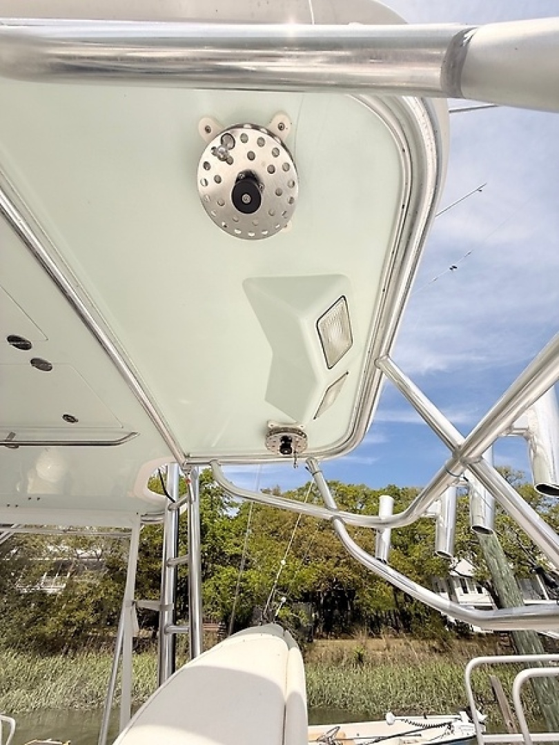 Home Advantage Reel T 38ft Out Island Yacht For Sale