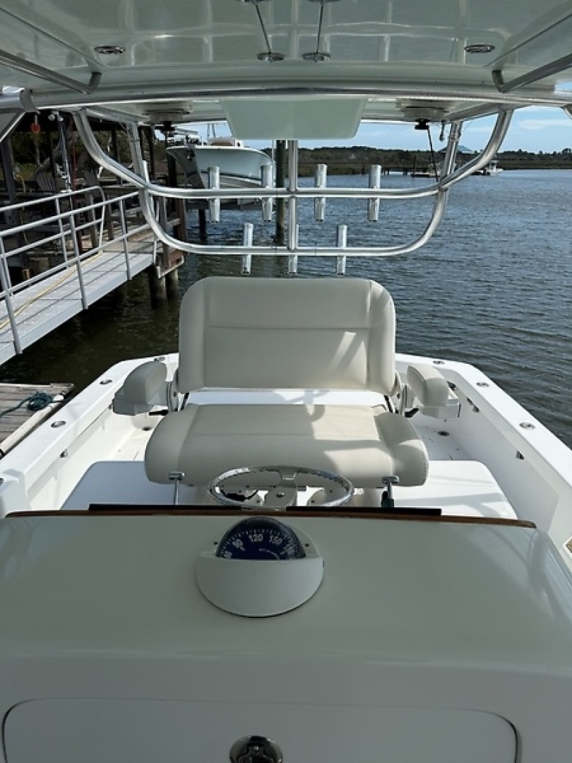 Home Advantage Reel T 38ft Out Island Yacht For Sale