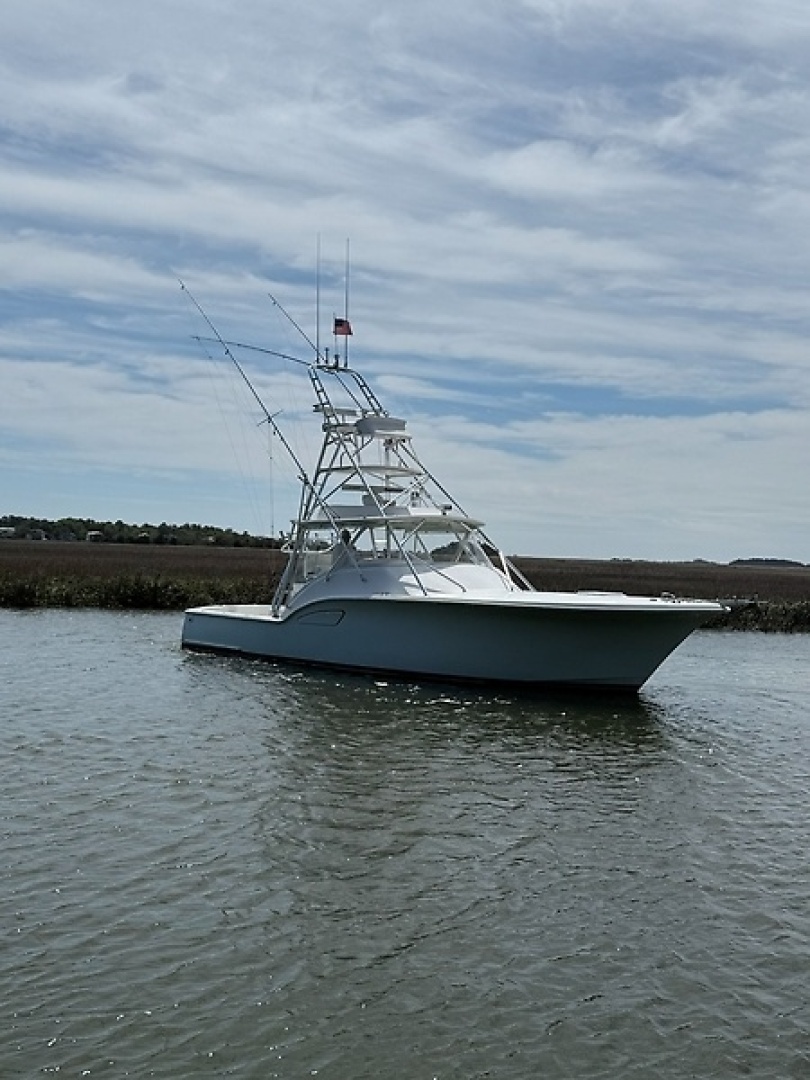 Home Advantage Reel T 38ft Out Island Yacht For Sale