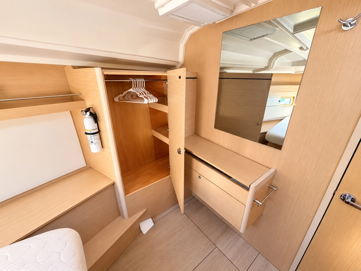 Beneteau 40.1 Yacht For Sale