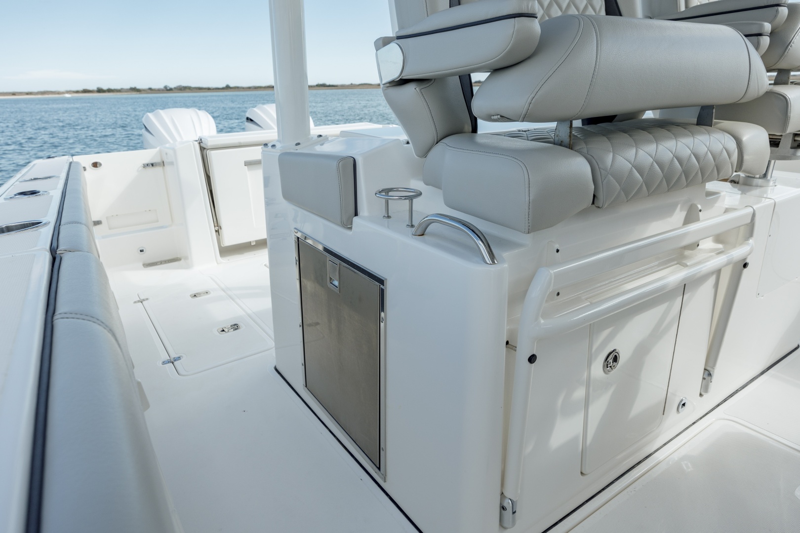 Boyer s Pursuit III 32ft Pursuit Yacht For Sale