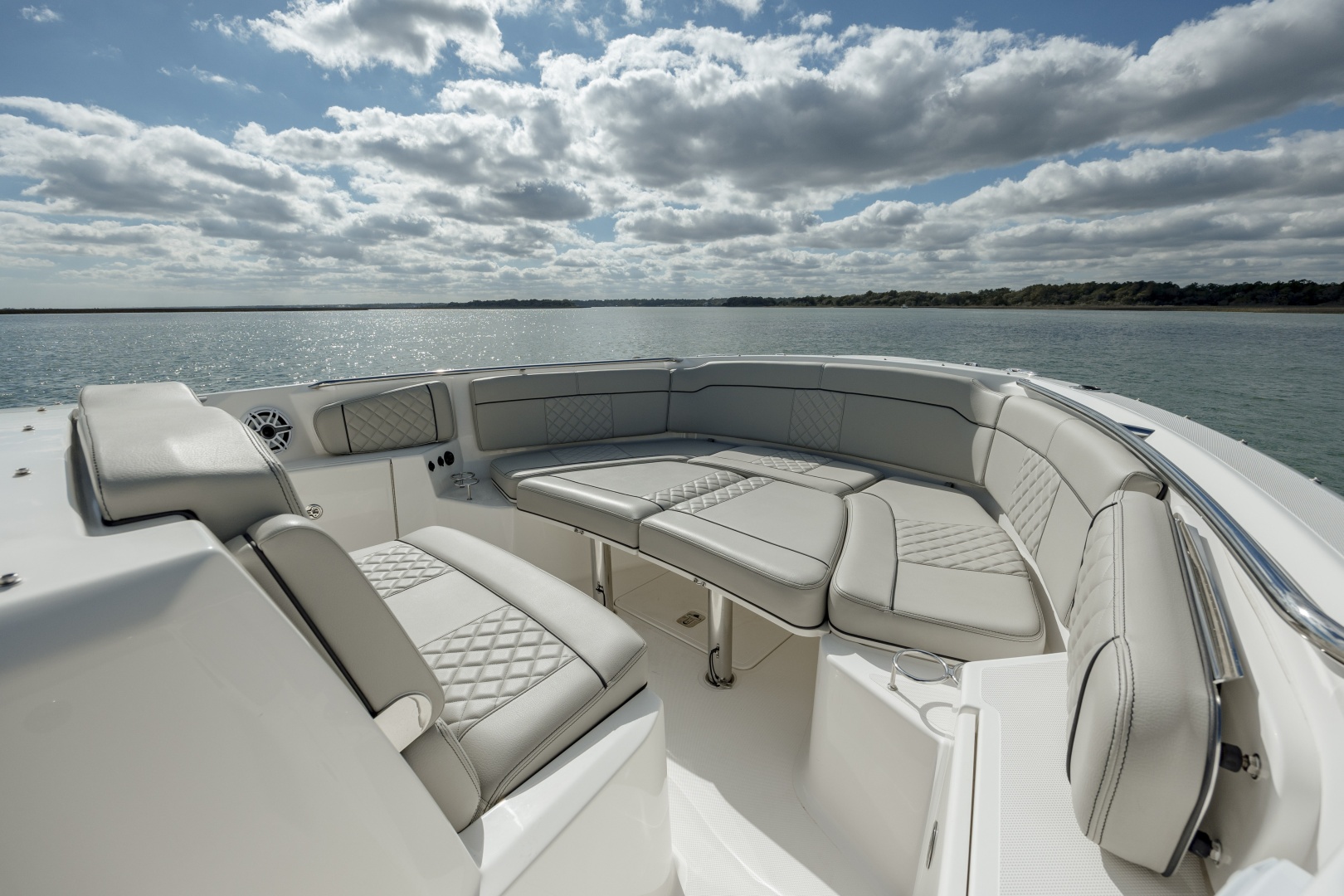 Boyer s Pursuit III 32ft Pursuit Yacht For Sale