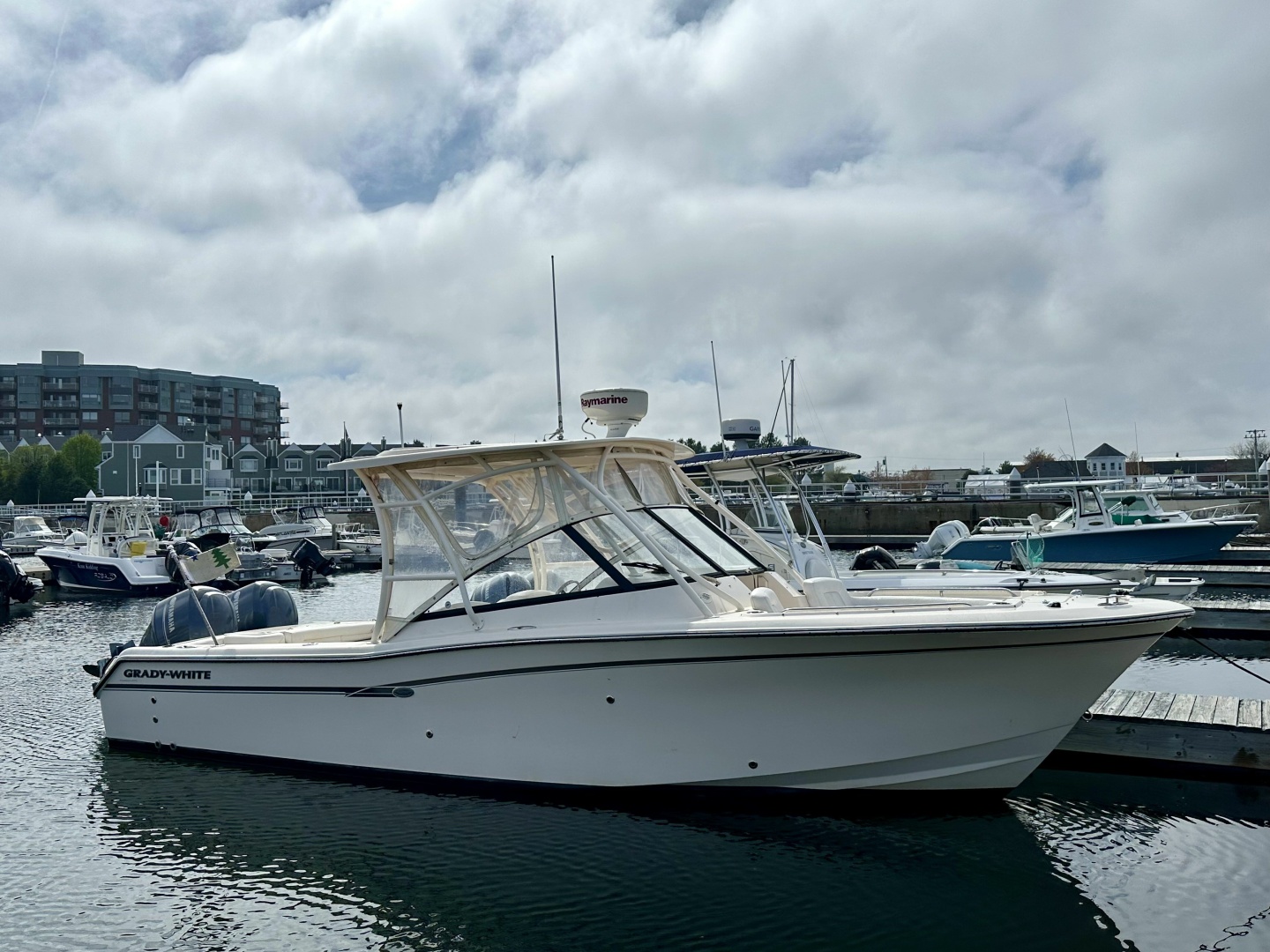 2015 Grady-White Freedom 275