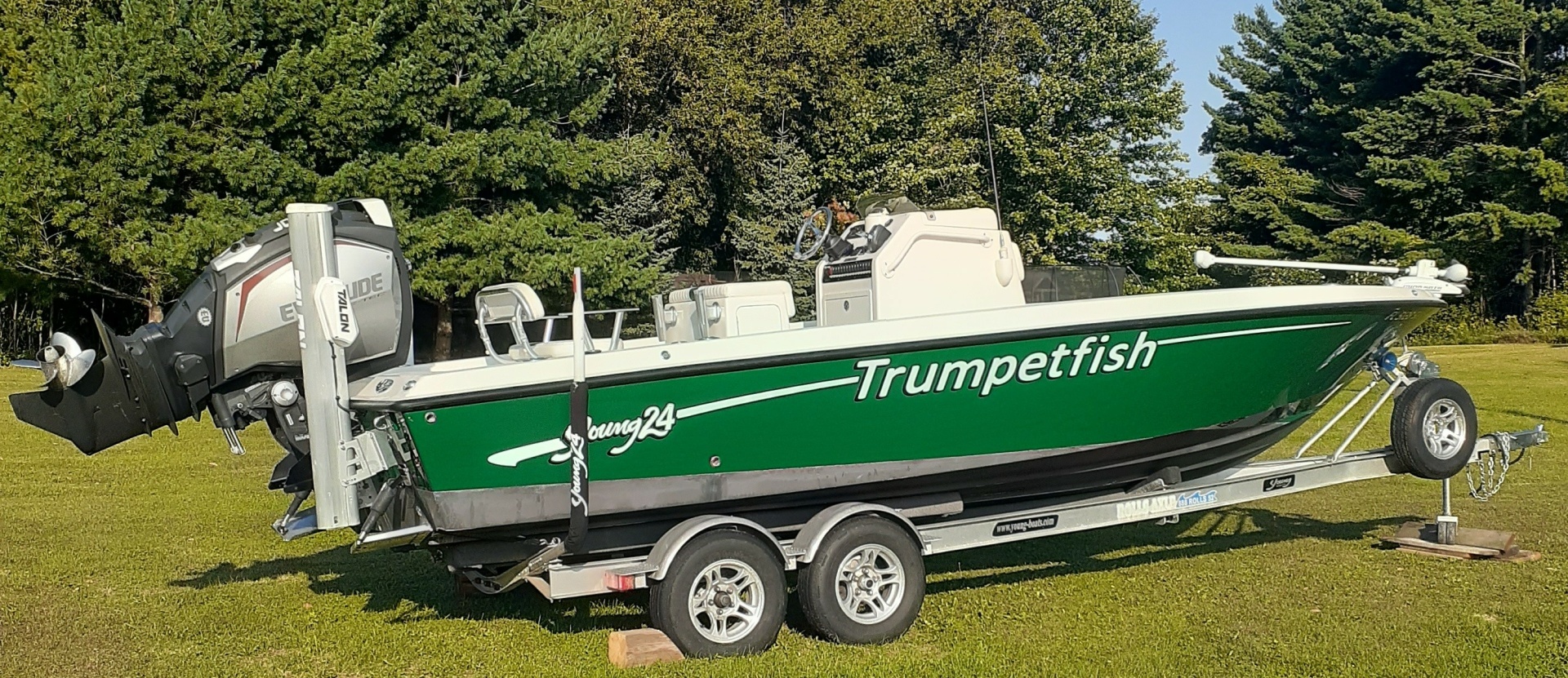 2015 Young Boats Young 24