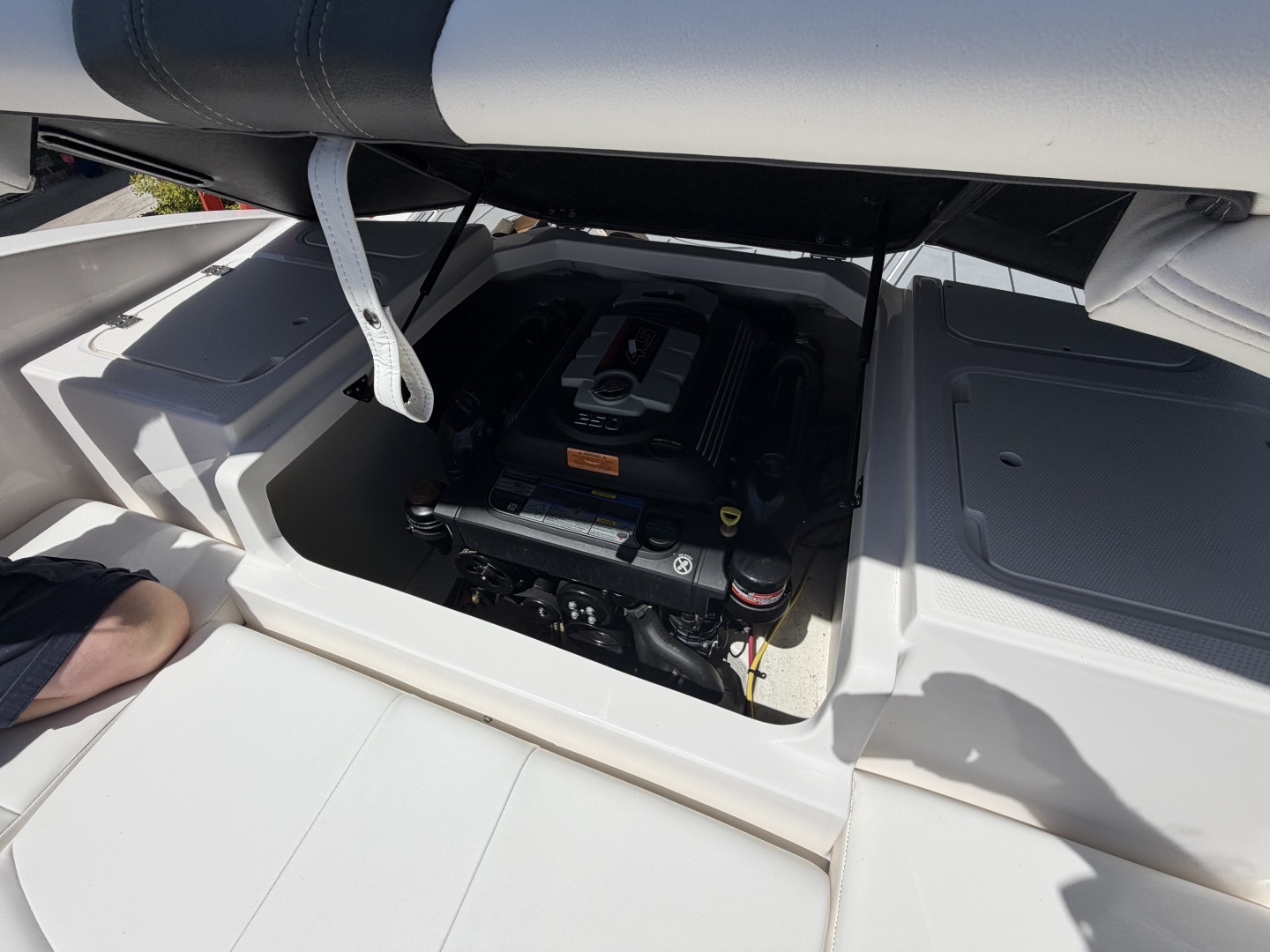 21ft Chaparral Yacht For Sale