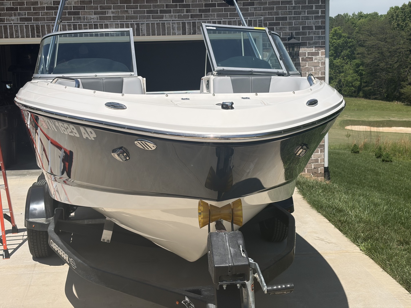 21ft Chaparral Yacht For Sale