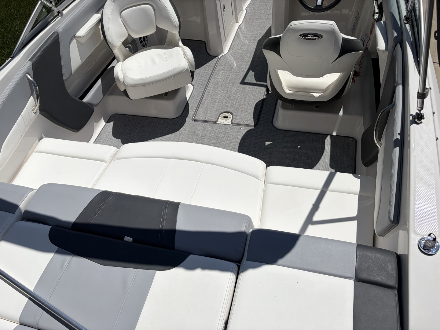 2022 Chaparral 21 SSi