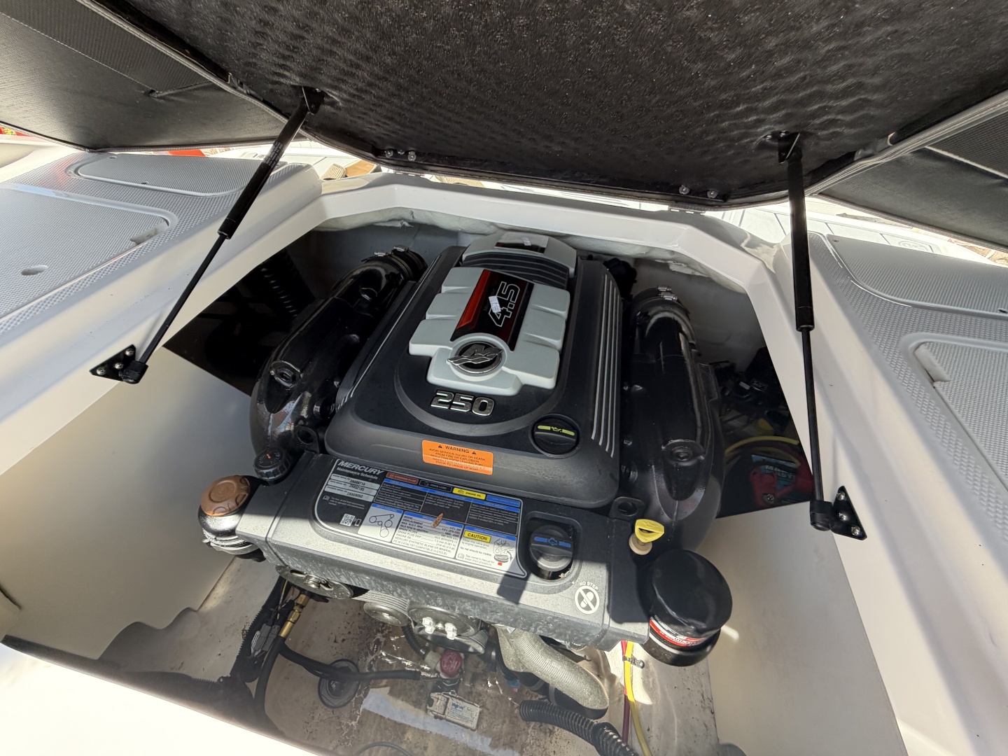 21ft Chaparral Yacht For Sale