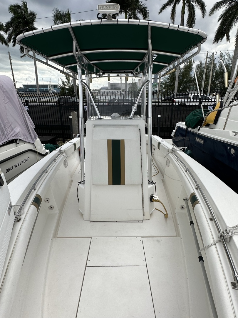 23ft Contender Yacht For Sale