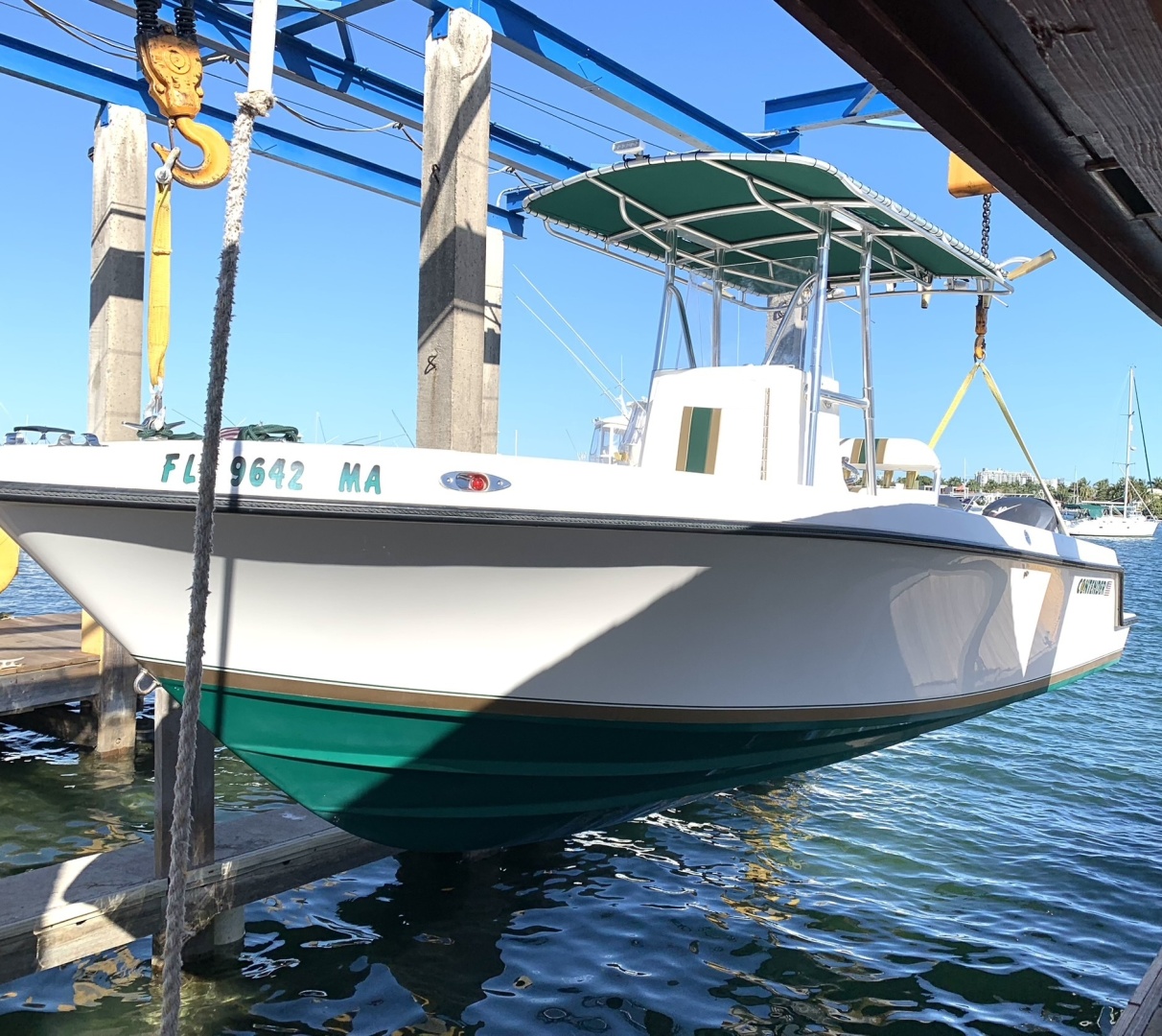 23ft Contender Yacht For Sale