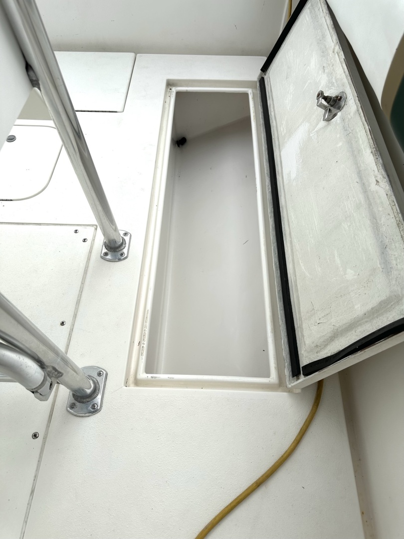 23ft Contender Yacht For Sale