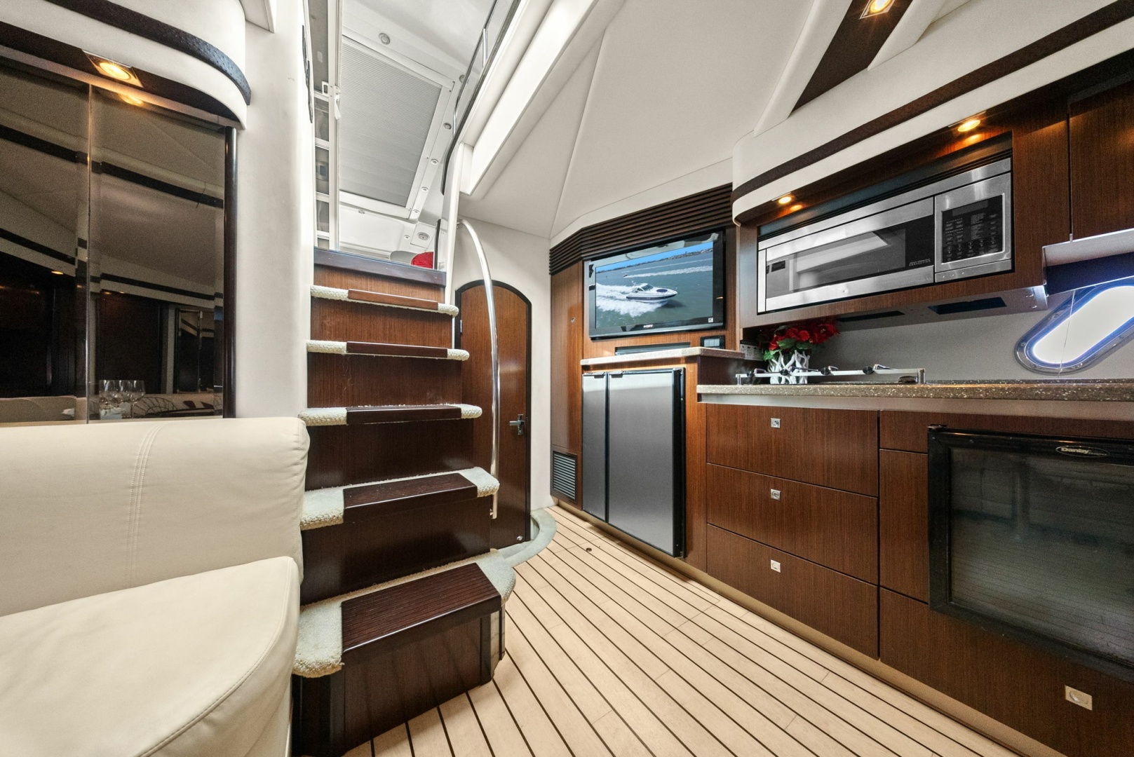 Sea Casa III 54ft Cruisers Yachts Yacht For Sale