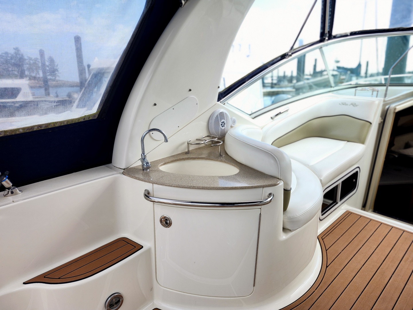 2007 Sea Ray 260 SUNDANCER