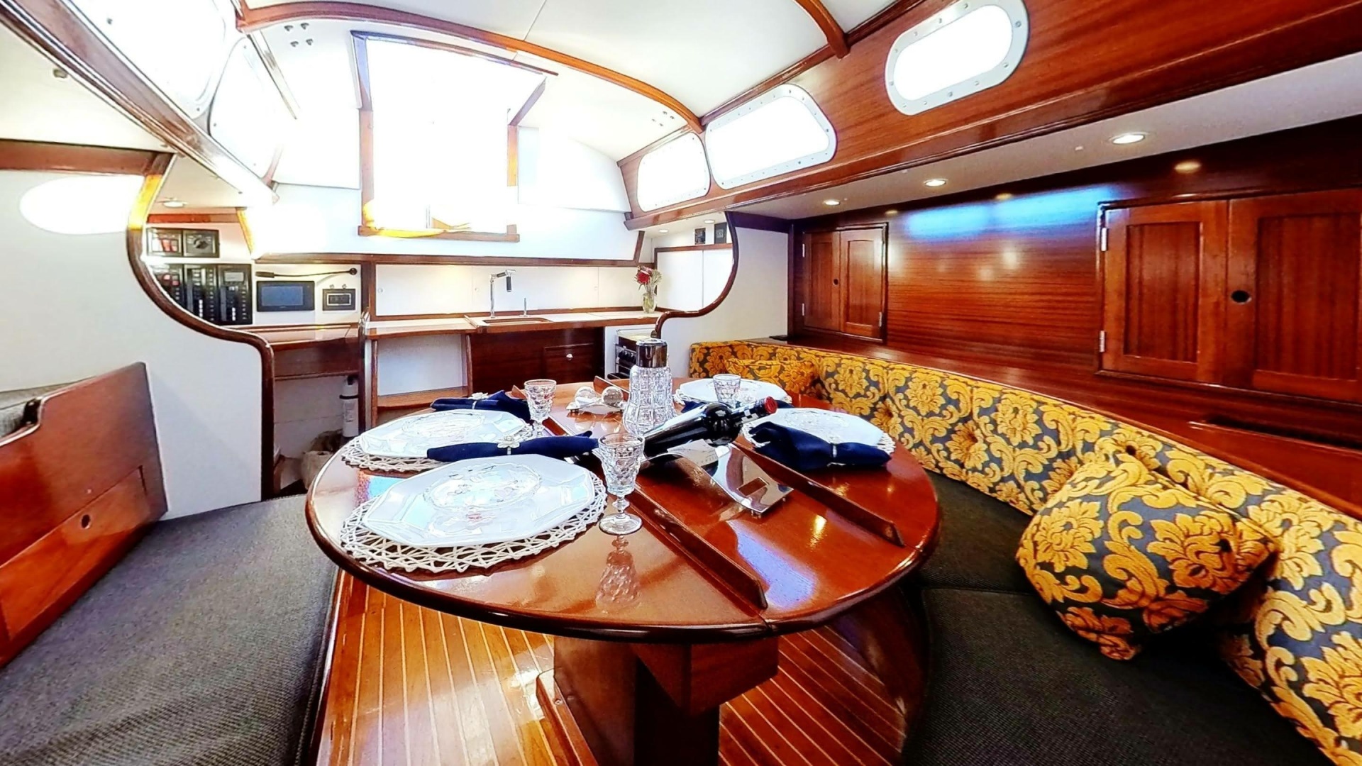 40ft Hinckley Yacht For Sale