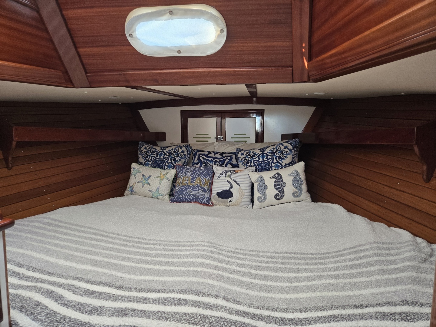 40ft Hinckley Yacht For Sale