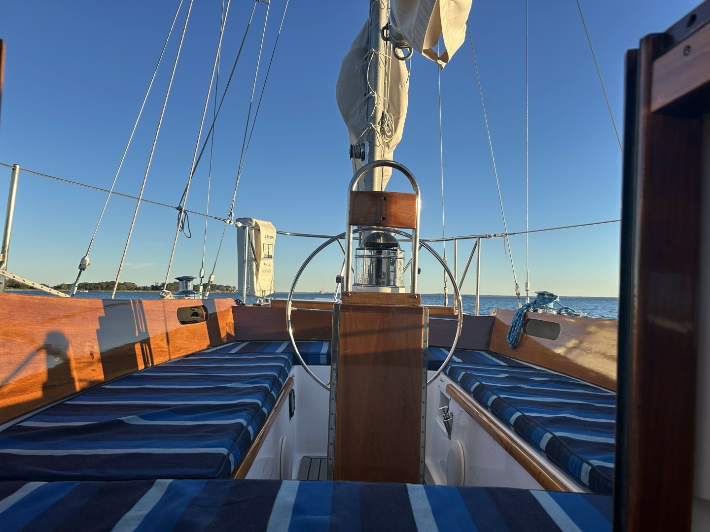 40ft Hinckley Yacht For Sale