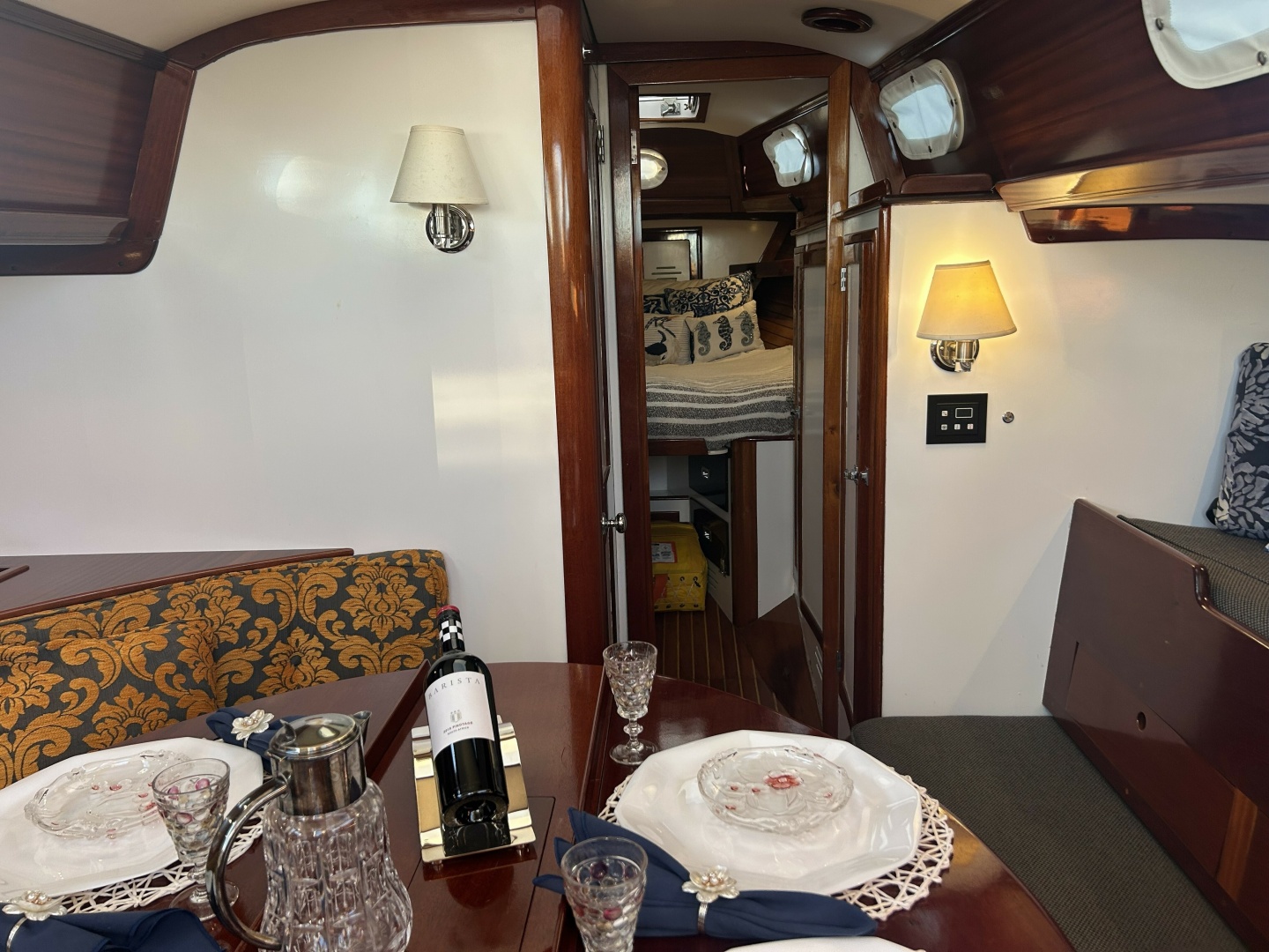40ft Hinckley Yacht For Sale