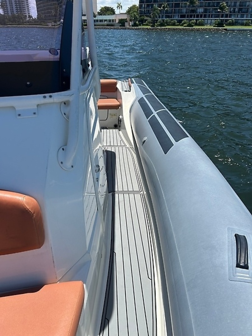 Outnumbered 26ft Brig Inflatables Yacht For Sale