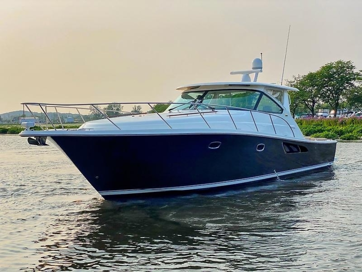 2014 Tiara Yachts 43 Open