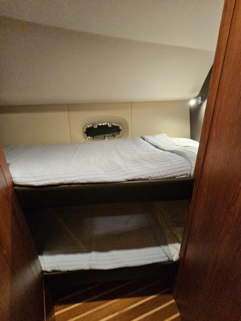 43ft Tiara Yachts Yacht For Sale